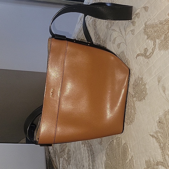 Pedro bucket leather bag - Picture 1 of 7